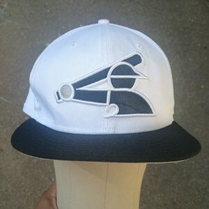 New Era Chicago White Sox Retro Logo White Black Fitted Hat Size 7 3/4